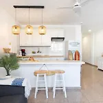 Home2book Surf Vibes Americas, Pool דירה *